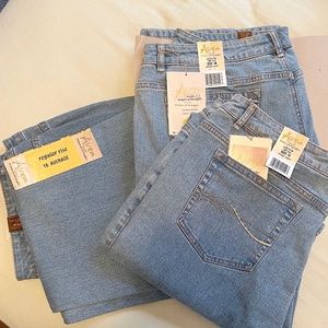 Wrangler Jeans by Aura - 3 pair - size 18 - new with tags